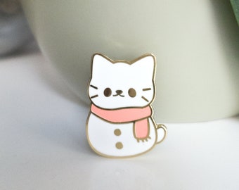 Schneemann Katze Emaille Pin, süßes Tier Gold Abzeichen Anstecknadel, Geschenk, Schneemann, Winter Urlaub, Geschenke für Freunde, Geschenke für sie, Katzenliebhaber