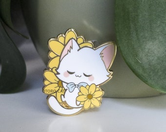 White Floral Sunflower Cat Enamel Pin, Cute Animal Gold Badge Lapel Pin, Flower, Summer, Gift, Sunflower