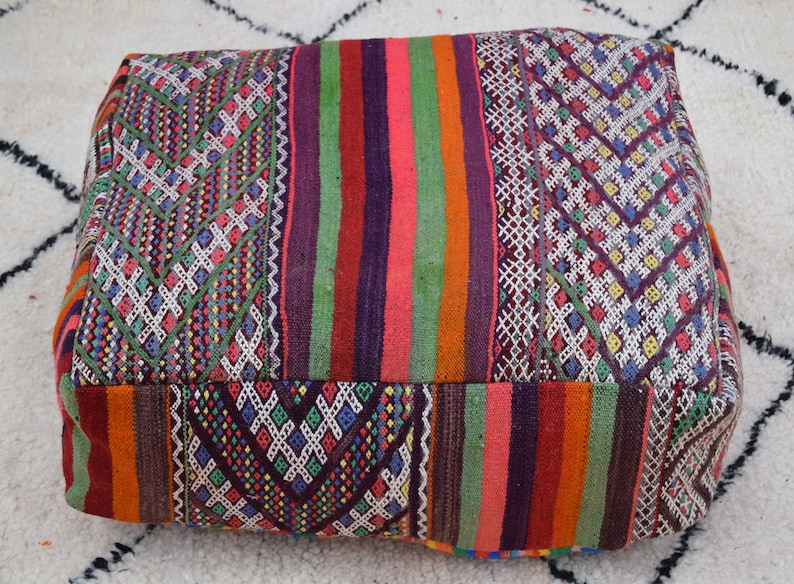 Moroccan poufs Embroidered Home decor pouf Decorative pouf  Handmade Berber poufs Vintage poufs Kilim pouf floor pouf  pillow