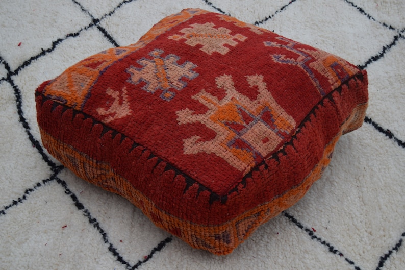 Furniture moroccan pouf Vintage kilim poufs Embroidered Square design Moroccan pouf Berber pouf Home decor Home chair kilim pouf