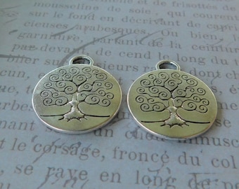 10 Livets Träd-berlocker 24 mm Silverfärgade