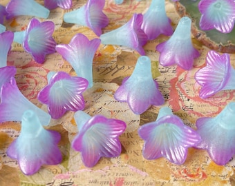 Blue and Pink Pearl Hand Painted Lucite Trumpet Flower Beads