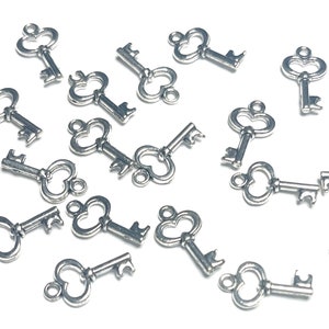 Tiny Heart Skeleton Keys Charms Antique Silver Keys 15mm x 9mm