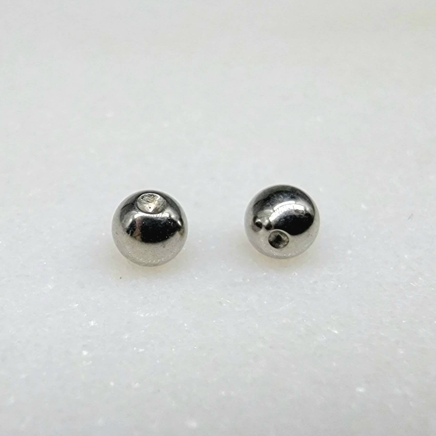 Captive bead ring replacement hotsell balls