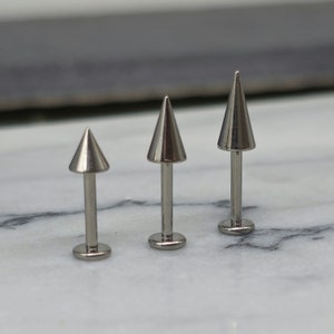 Titanium Spike Lip Ring Stud, Cartilage Earring Large Spike Piercing Jewelry, ASTM F 136 Implant Grade Titanium