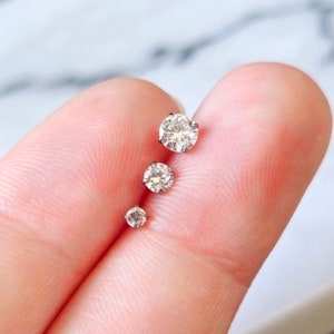 Titanium Cubic Zirconia Threadless Push Fit Labret Earring Piercing Jewelry Monroe Conch Philtrum Tragus Helix Cartilage Stud Anodized Color