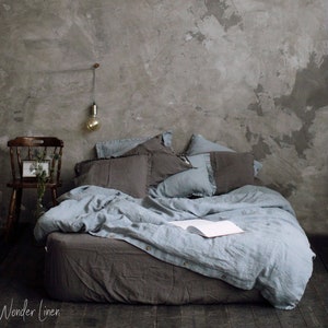 Linen duvet cover with buttons in dusty blue. Dusty blue washed soft linen king bedding. Natural pink stonewashed queen linen duvet cover
