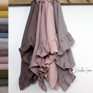 Linen tea towel with ruffles. Stonewashed soft dish towel. Kitchen ruffle towel. Natural linen dishcloths. Linen hand towel