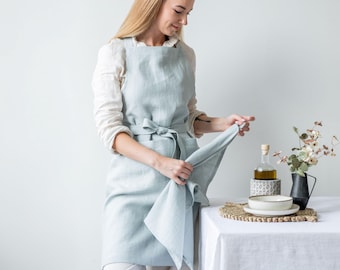 Blue lace linen apron. Natural linen full apron with pockets. Soft linen kitchen apron for women and man. Custom color. Mother's day gift