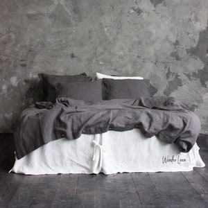 Linen bedding set - King or Queen size duvet cover with button closure and 2 envelope pillow cases in gray