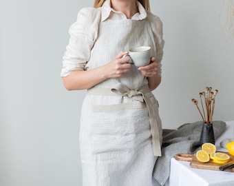 Linen apron. White striped linen full apron with pockets. Soft linen kitchen apron for women and man. Custom color. Mother's day gift