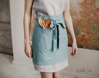 Linen apron for women. Mint linen half apron with pockets. Green unisex soft linen apron. Handmade midi cafe apron. Mother&#39;s day gift