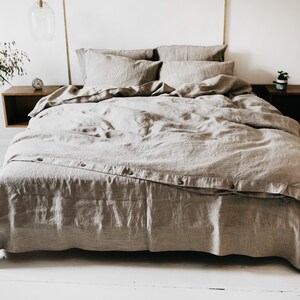 Linen bedding set King or Queen size duvet cover with button closure and 2 envelope pillow cases image 4