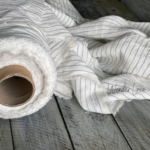 Gestreifter Leinen Stoff / Weiß schwarze Streifen / weich gewaschener Flachs als Meterware 100% Leinen / reines Leinen zum Nähen / stonewashed