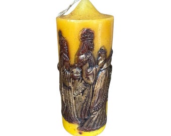 Vtg Christmas Pillar Candle 3 Wise Men Embossed Yellow Jasco Holiday Elegance