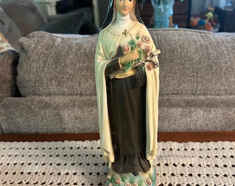 Vintage St Therese of Lisieux Statue Little Flower Religious Figurine CS 129