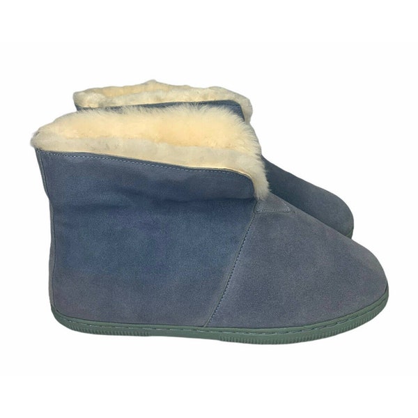 Vintage Womens Oomphies Blue Suede Leather Sherpa Lined Booties Slippers L/XL