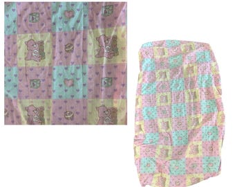 Lenzuolo con angoli elasticizzati per culla vintage rosa con cuori, palline e blocchi degli Orsetti del Cuore American Greetings