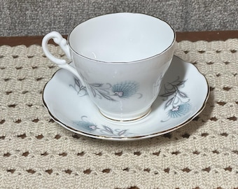 Royal Ascot England Bone China Teacup & Saucer Blue Floral Flowers Gold Trim Vtg