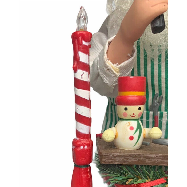 Vintage Holiday Scene Christmas Santa At Toy Work Bench Lights Up Musical 1990