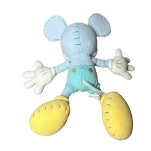 Peluche vintage de Mickey Mouse de Disney en tonos pastel, 38 cm (15"), estilo años 2000. imagen 5