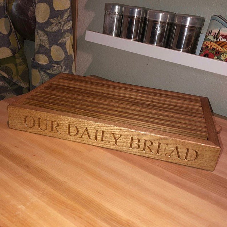 Bread cutting board, Crumb catcher style, Available in many woods, Oak, Beech cherry or Walnut. Customisable bread cutting board. image 6