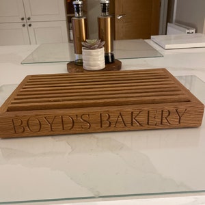 Bread cutting board, Crumb catcher style, Available in many woods, Oak, Beech cherry or Walnut. Customisable bread cutting board. image 10