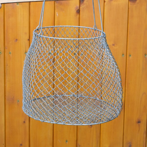 Collapsible metal basket, Vintage Basket, Metal Wire Basket, Fruit Basket, Metal Basket, Vegetable Basket, Metal Wire Basket,Shopping Basket