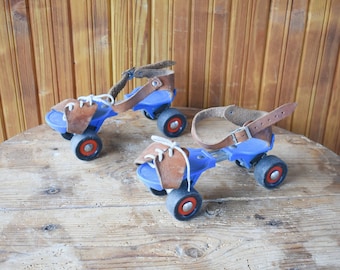 Vintage Kids Roller Skates: Retro 80s Blue with Leather Straps