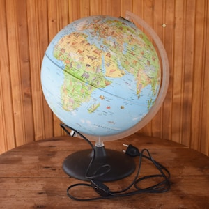 Vintage Globus mit Tieren, Globus mit Tieren, Vintage Globus, Leuchtender Globus, Schulglobus, Weltkugel, Bürodekor, Sammelglobus