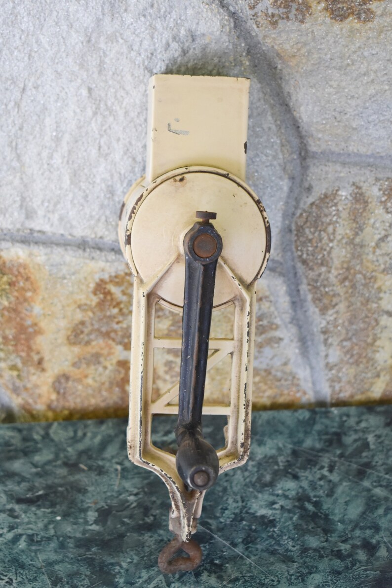 Big Vintage Handmade Walnut Mill Vintage Walnut Grinder Old Etsy