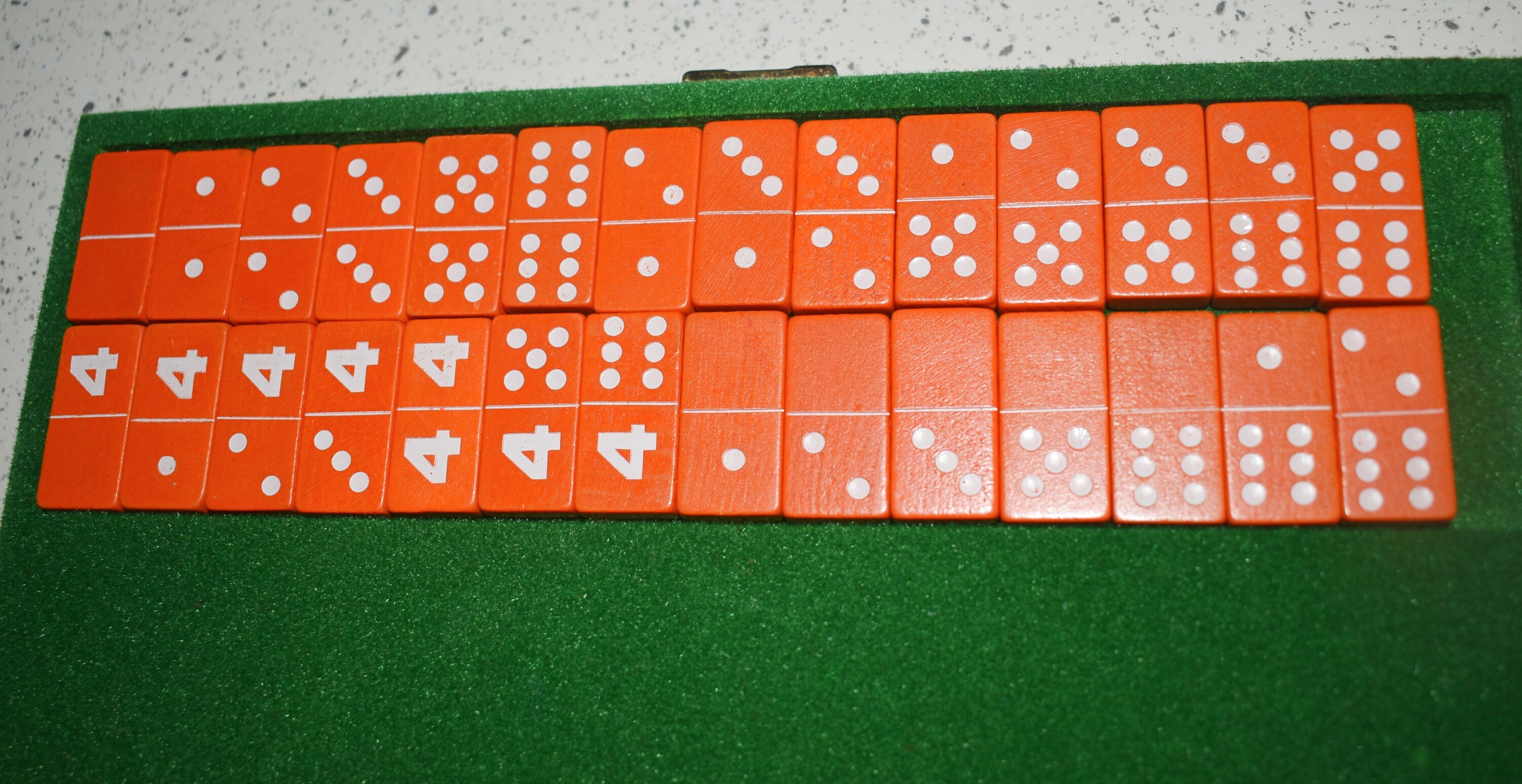 Ancien Jeu De Dominos En Bois Vintage - 28 Pièces - Boîte En Bois - Jeu De Société Rétro