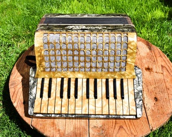Vintage Children's Accordion: 32 Bass, 25 Key - 1960s