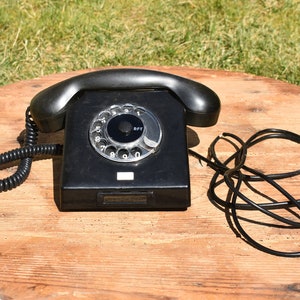 German bakelite telephone, Vintage bakelite telephone, Bakelite rotary telephone, Desktop telephone, Vintage Rotary telephone