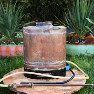 Vintage Kupfersprüher, Kupfersprinkler, Kupfergartensprüher, Gartensprüher, bulgarisches Sprüher, rustikales Dekor, Bauernhausdekor