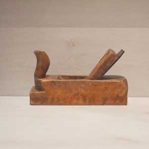 Old wooden grater, Antique wood grater, Handmade , Wood grain, Wood grater, Old grater, Old wooden machine, Woodworking tool, Retro tool