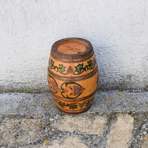 Vintage small wooden barrel for decoration, Small wooden wine barrel, Small wooden barrel, Small wooden wine vessel, Home and Farm Decor