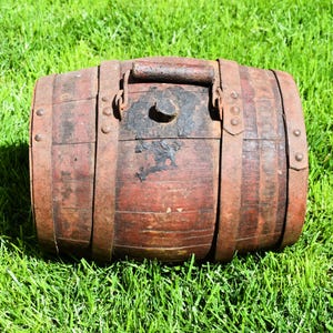 Antique wooden barrel, Small wooden barrel, Primitive wooden barrel, Wooden wine vessel, Wooden wine barrel, Rustic home decor, Farm decor
