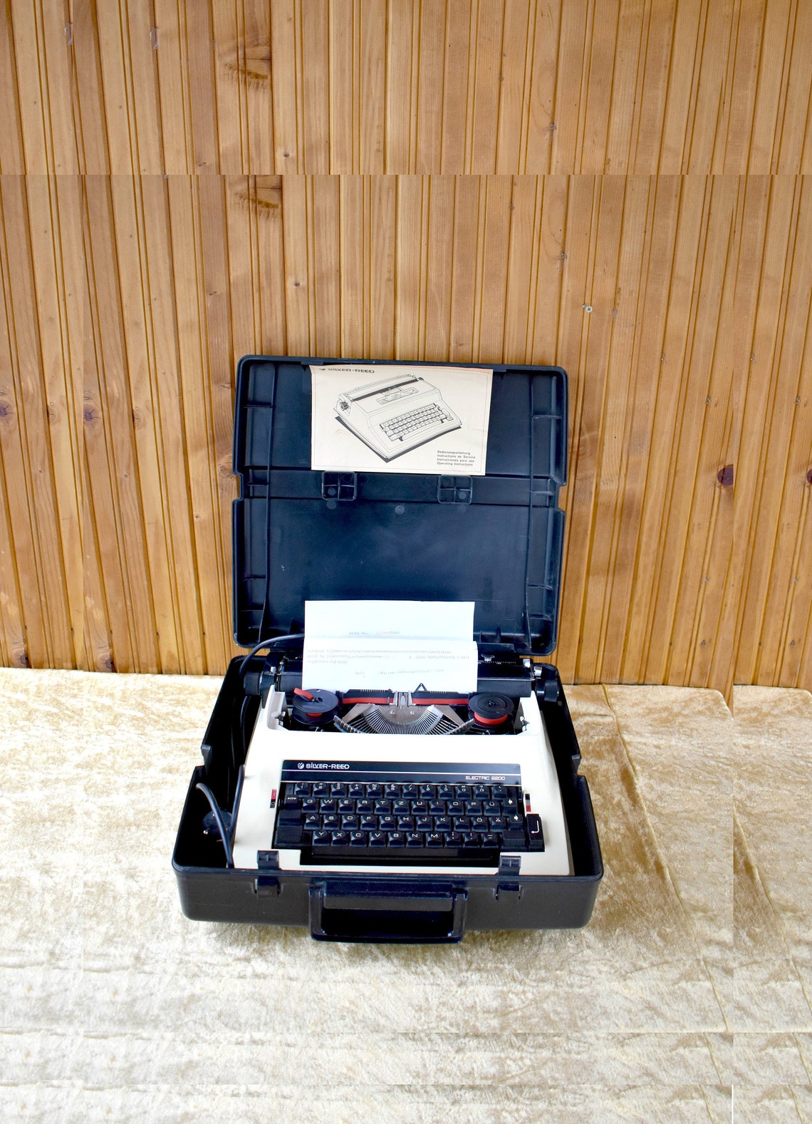 Vintage Typewriter Silver Reed Electric 2200 Old German Etsy