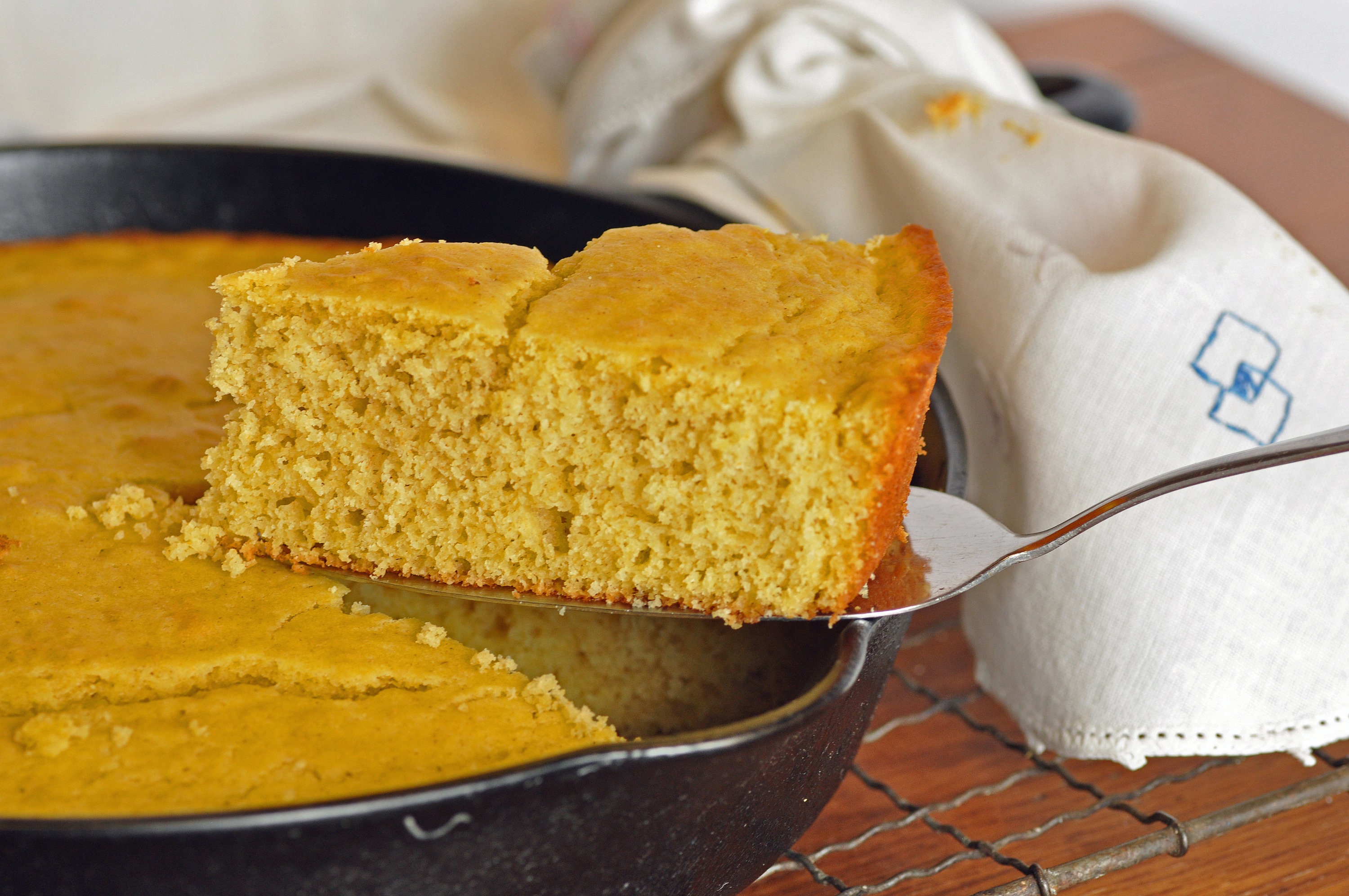 Quick Buttermilk Cornbread Recipe, Cornbread Recipe, Digital Cornbread