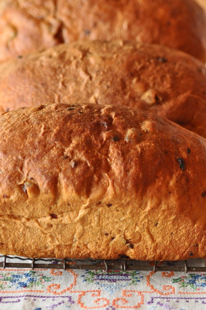 Breakfast Raisin Bread Recipe, Raisin Bread Recipe, Bread Recipes