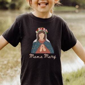 Mama Mary, camisa infantil católica, menina católica, camisa mãe abençoada, camisa da Virgem Maria, presente católico, presente católico infantil