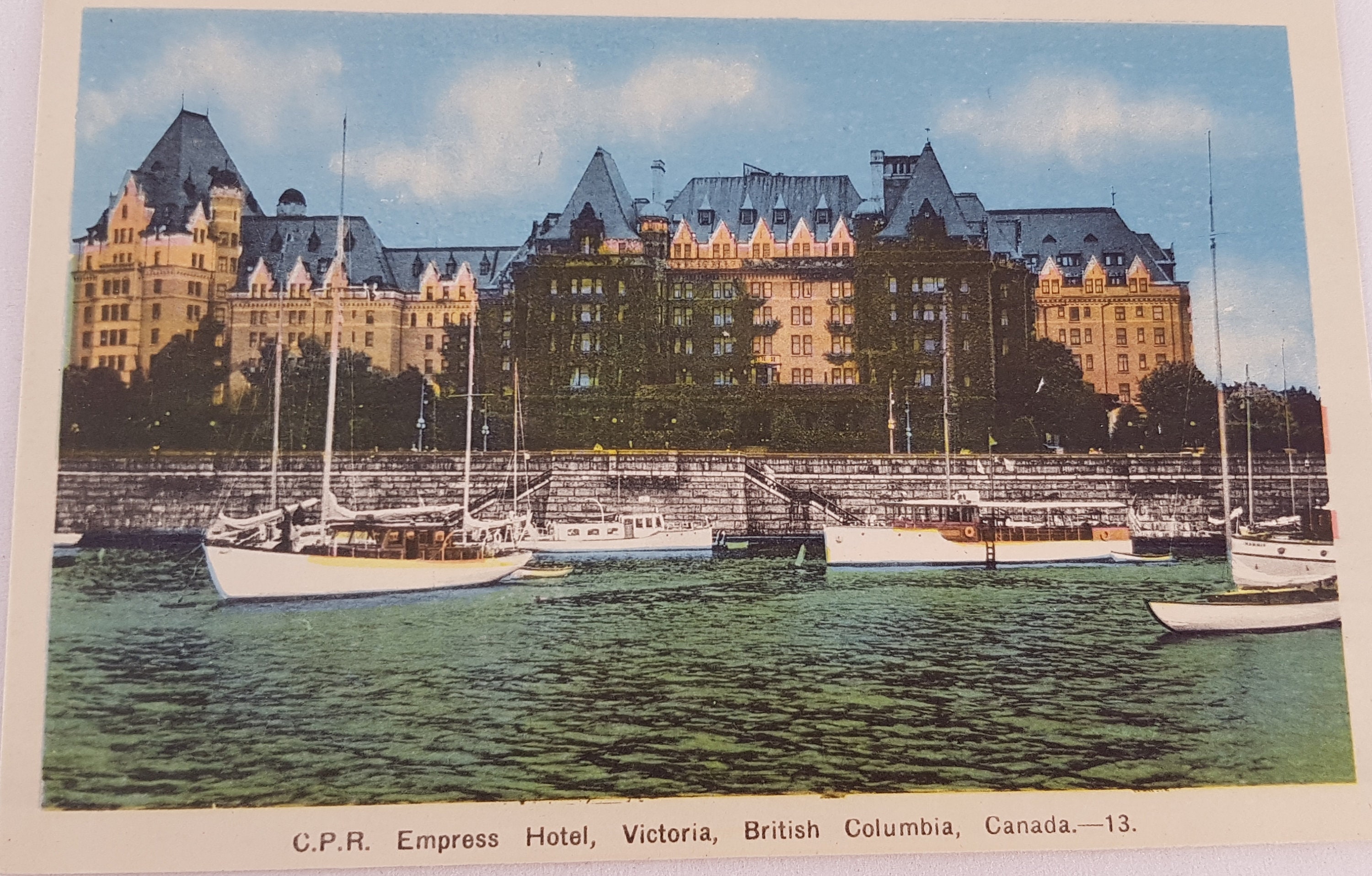 Vintage Empress Hotel Postcard, Victoria BC, 1940s PECO Photogelatine, image size:3000x1915