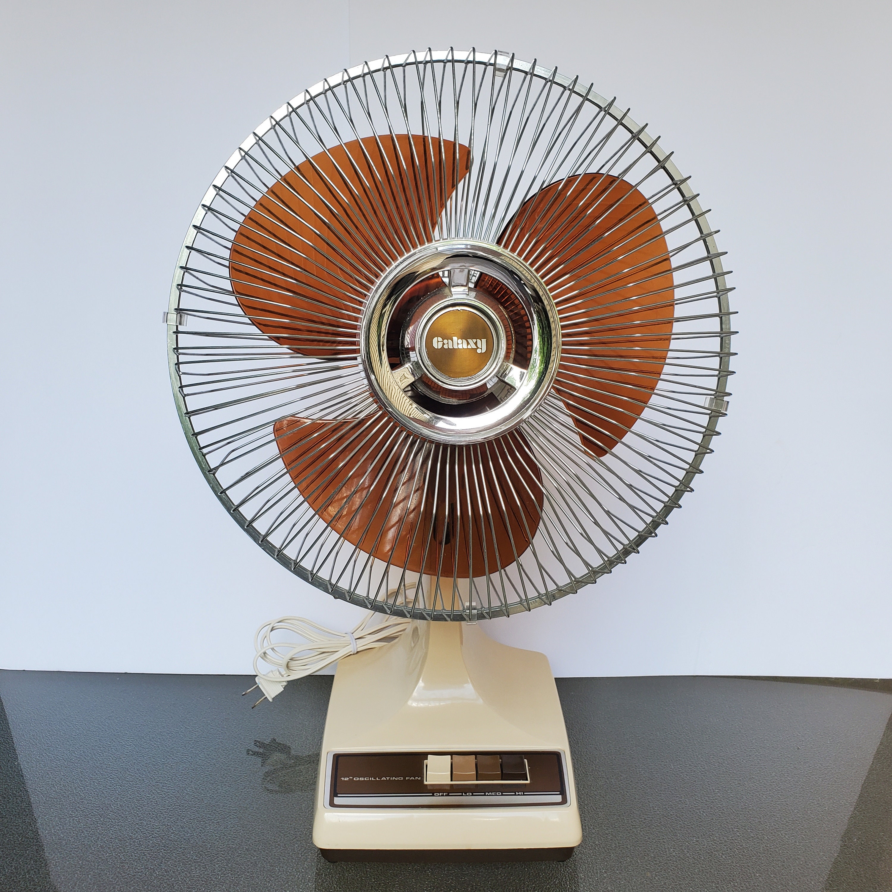 Vintage Galaxy Fan 3 Speed 12 display picture 1