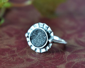 Handmade Sterling Silver Agate Ring, Minimalist Gemstone Band, Size N/14