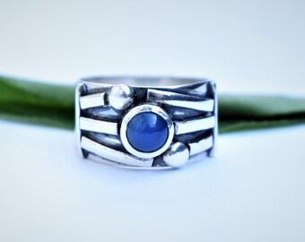 Sterling silver 925. Handmade ring. Natural blue agate. Modern pattern. Made to order. Any size.