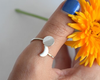 Moon and sun ring. Sterling silver ring any size all size . Handmade for you . Gift idea , minimalistic. Moon jewellery. Moon in silver.