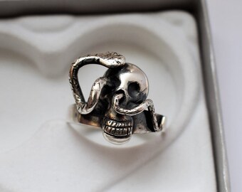 Skull and snake sterling silver ring. Handmade signet. Present for him . A gift. Biker ring.