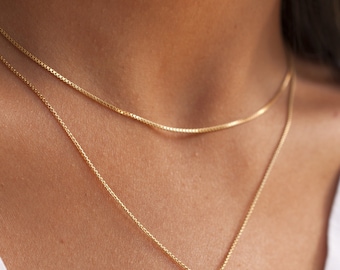 Collier chaîne carrée plaqué or : tour de cou à superposition fine
