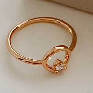 Kreis Ring Gold Solitär Stapelring Positiv Karma Stapelbar Stapelbar Schmuck für Sie Geburtstag Geschenk kleiner Kreis Alltag einfach zierlich Bild 3